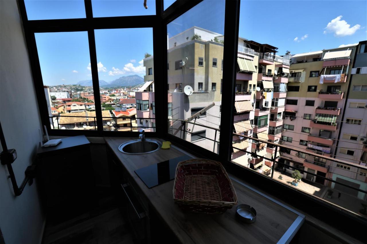Stylish 1-Bedroom In Tirana #2 Bagian luar foto