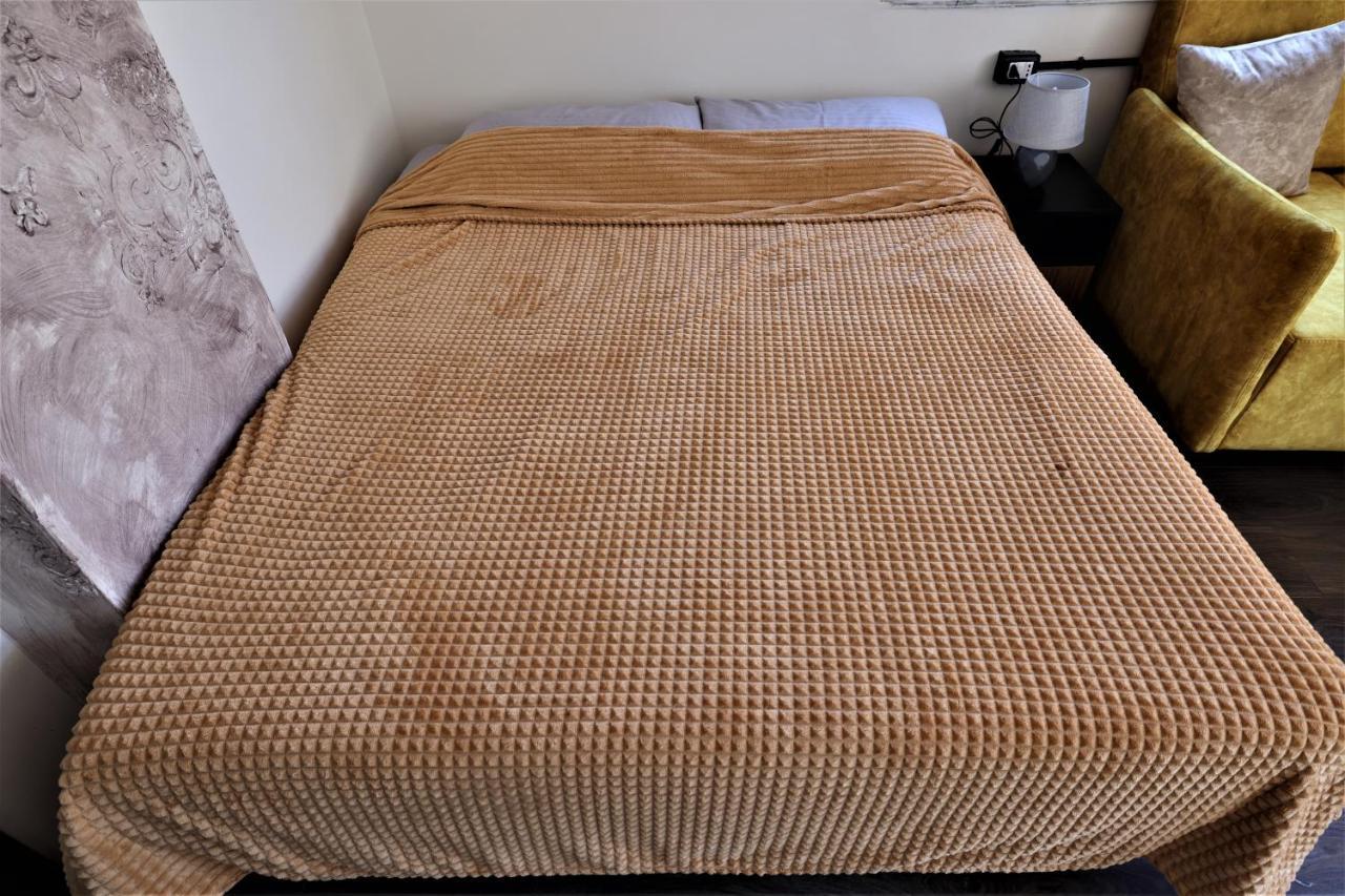 Stylish 1-Bedroom In Tirana #2 Bagian luar foto