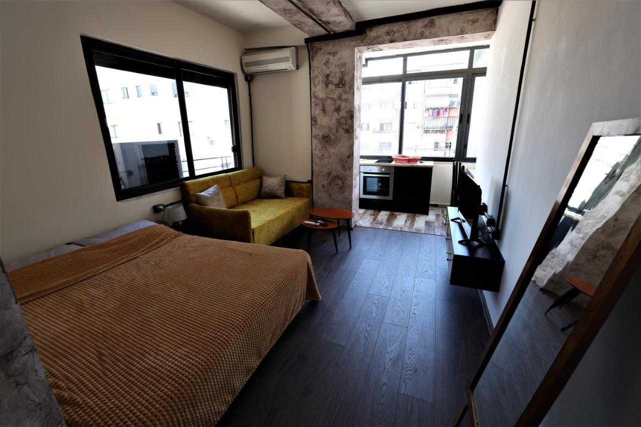 Stylish 1-Bedroom In Tirana #2 Bagian luar foto